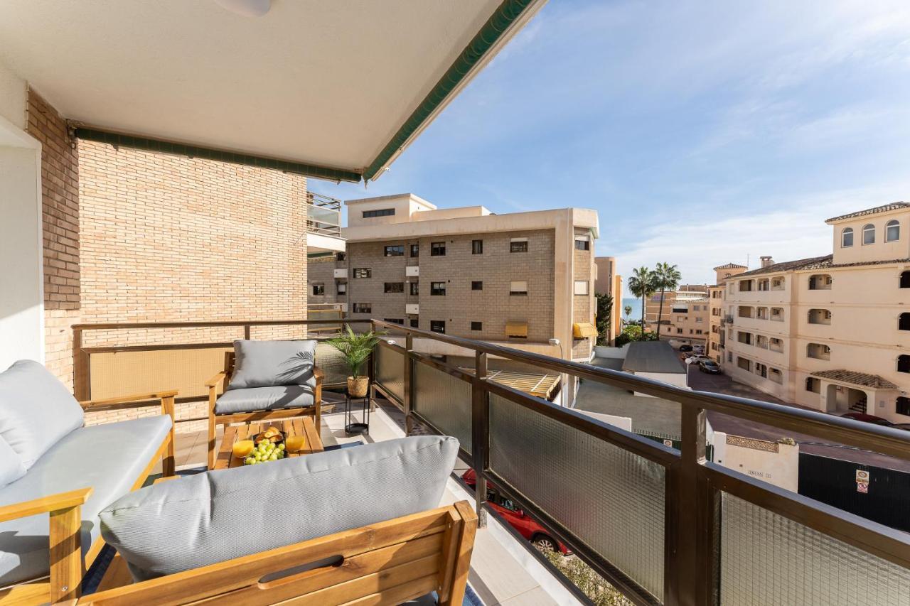 Sea View 2 Bedroom Apartment 2 Min Away From The Beach Torremolinos Exterior photo
