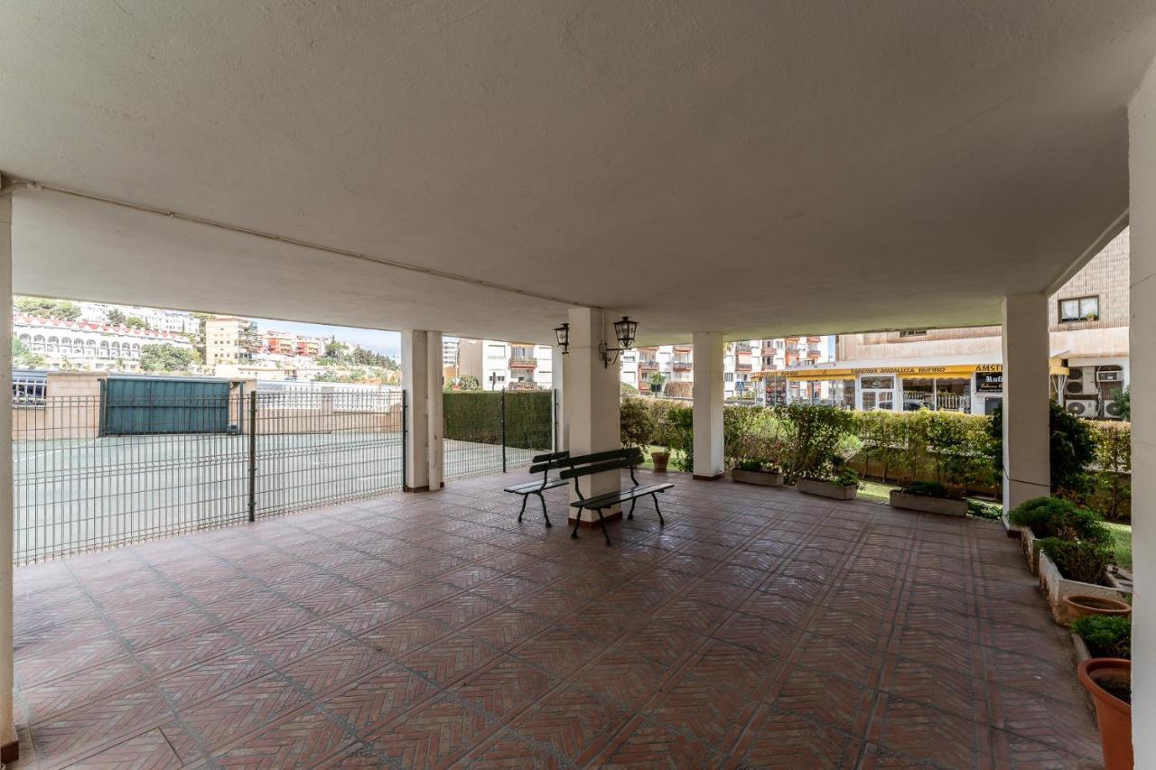 Sea View 2 Bedroom Apartment 2 Min Away From The Beach Torremolinos Exterior photo